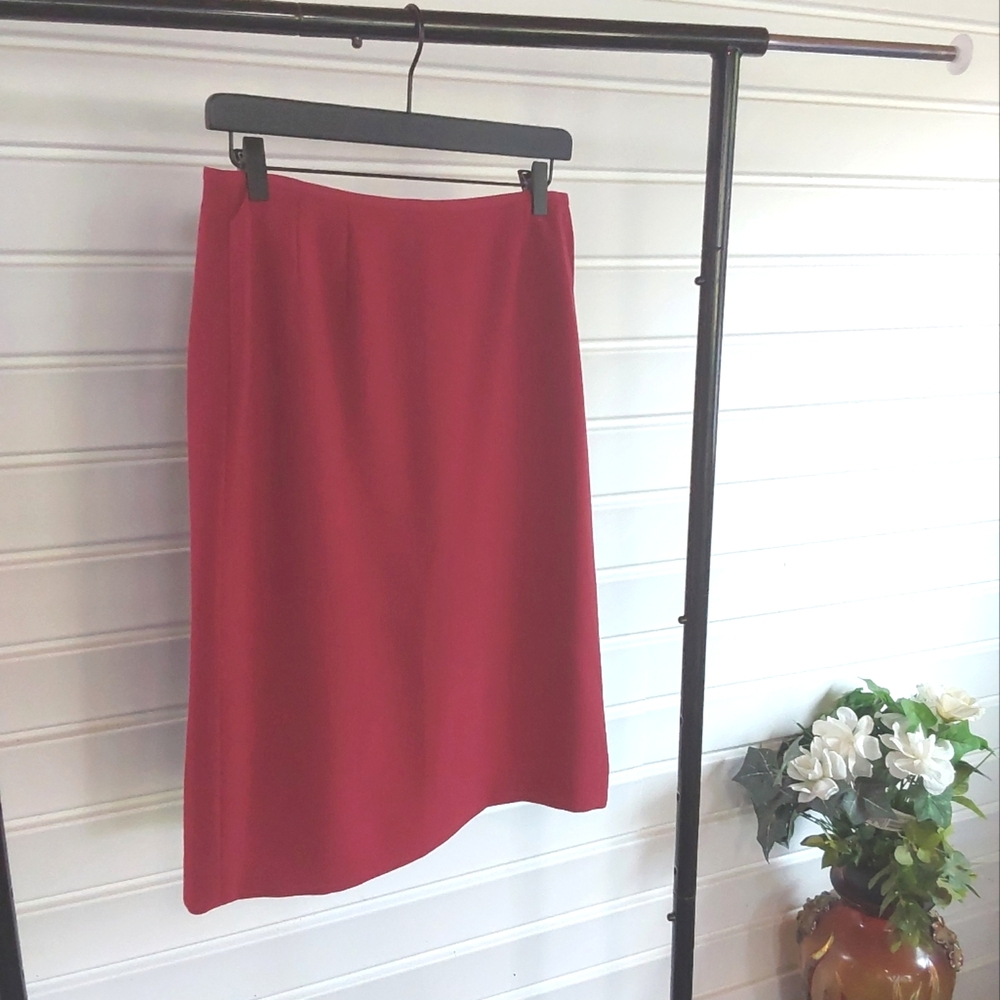 Elegant Red Women's Skirt By Preston & York Size 10
